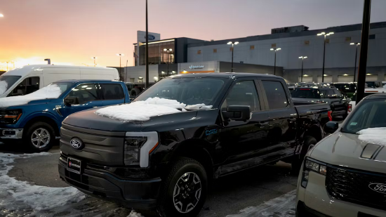 福特进军人工智能数据中心供电领域,折射全球车企转型迷茫